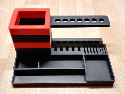 Desk organizer