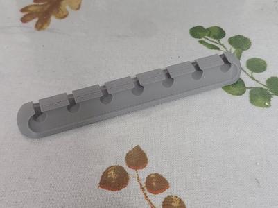 7 clip wire/ cable organizer
