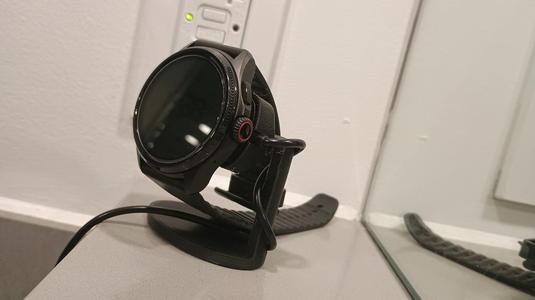 TickWatch charger stand