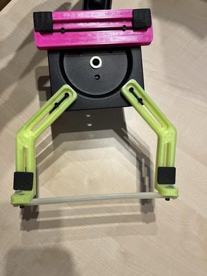 Notebook Holder for VESA Monitor Arms – Space-Saving and Flexible