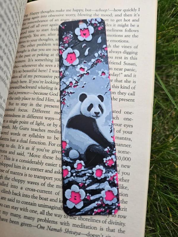 Pink Panda 3D Printed Bookmark – HueForge Multi-Color Design 