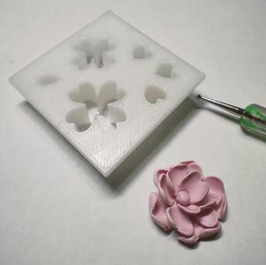 Polymer clay cutter flower petal