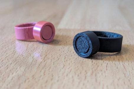 Fidget Ring with External Rotation