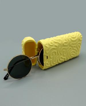 Print-in-place glasses case