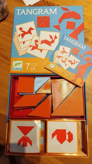Rangement cartes et pièces Tangram  (école)