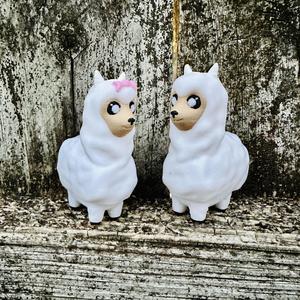Llama and Lady Llama Clicker