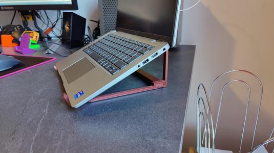 Universal Laptop Stand