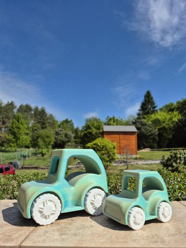 Toy Car Majda