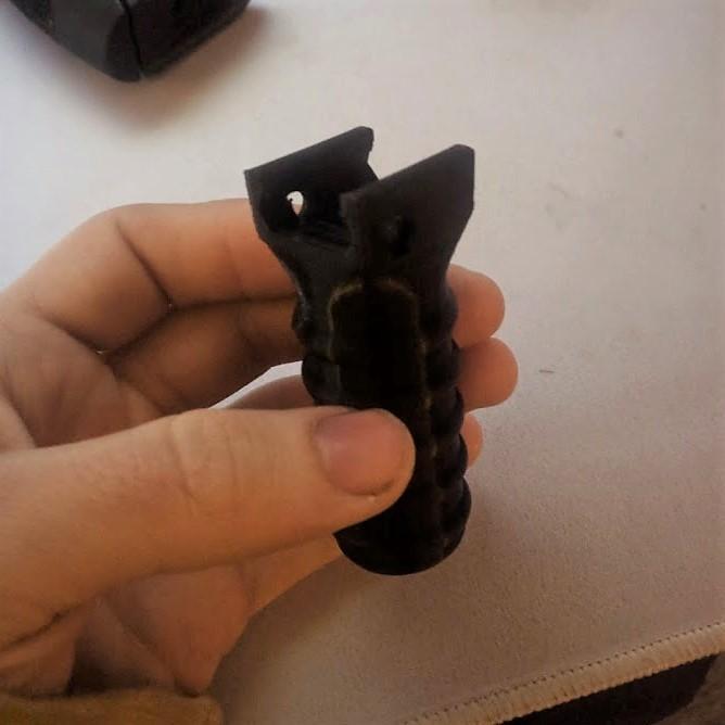 Picatinny Vertical Grip