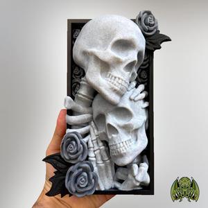Skeleton Lovers Booknook [FDM/ Resin BOOK NOOK]