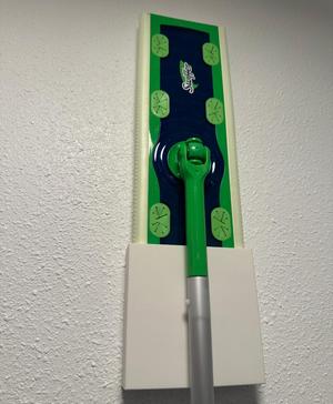 Swiffer Holder