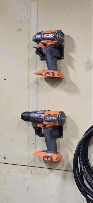 Ridgid tool holder