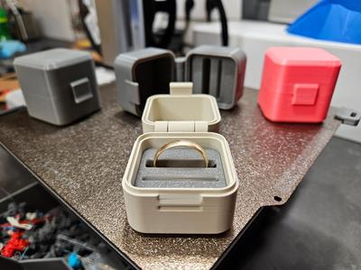 Print-In-Place Ring Box with Dual Ring Insert