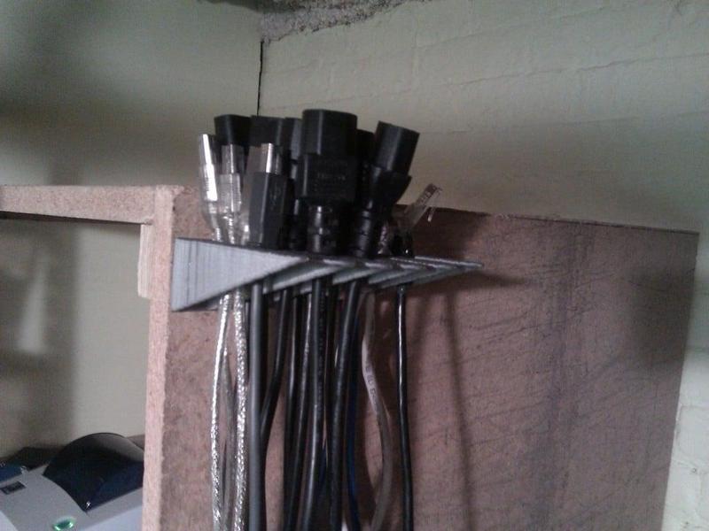 Test Lead Holder