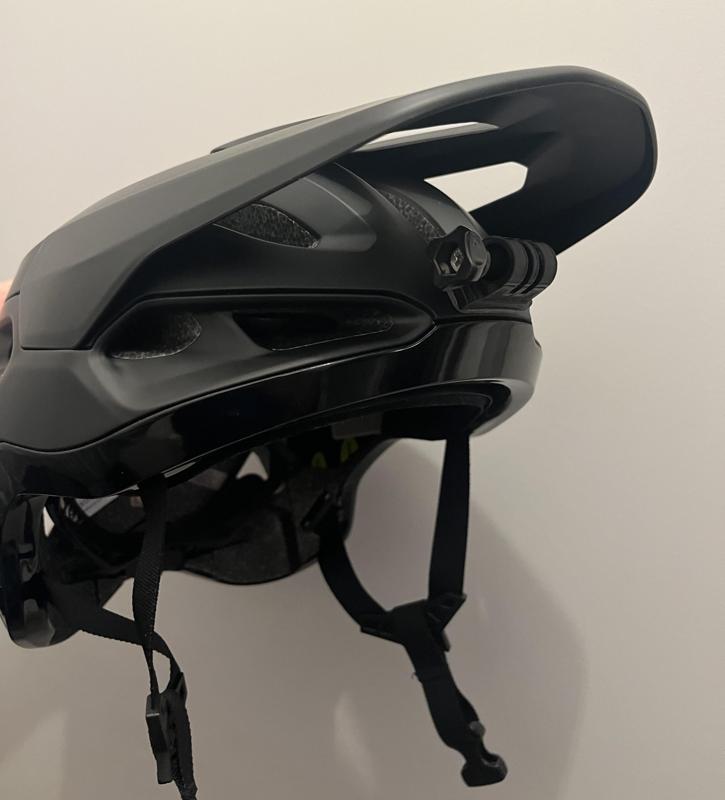 Specialized Tactic 4 helmet gopro mount