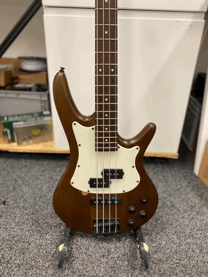 Ibanez GSR200 pickguard