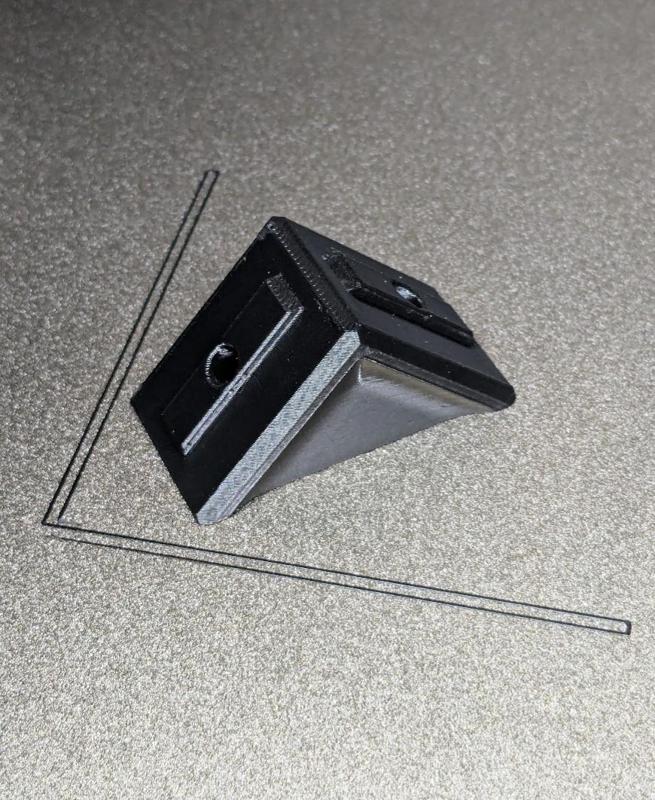 3030 Extrusion Gusset (Corner Bracket)
