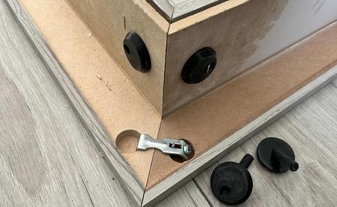 Door frame connector