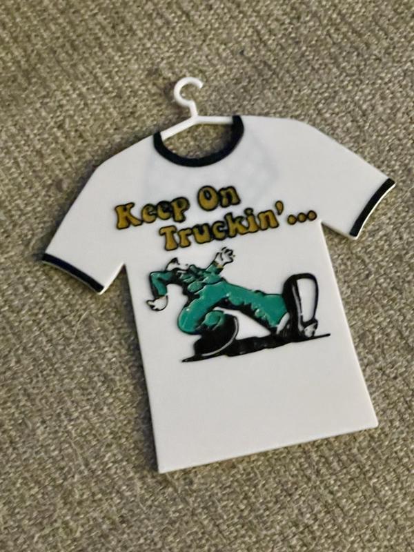 T-Shirt - Keep on Truckin'