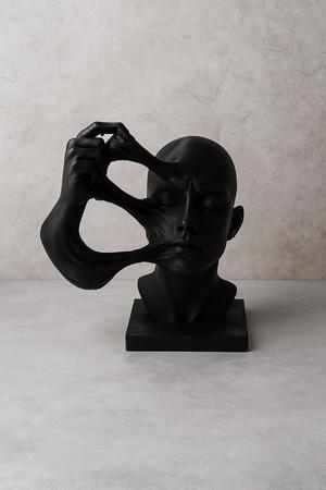 Fragment of Perception – Surreal Face Sculpture