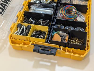 DEWALT Tough Case Organizer Bin - Vase Mode