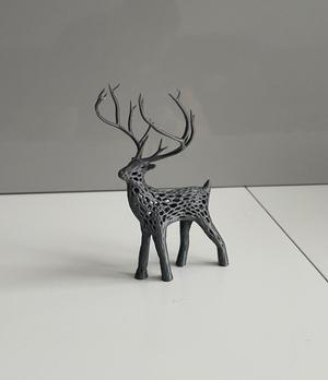Decorative deer voronoi 