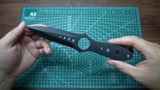 Skeleton Knife