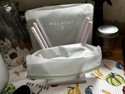 Ziplock Bag Dryer Stand