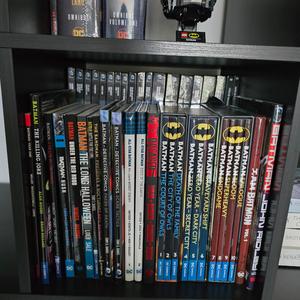 Tiered Comic book Stand for Kallax Unit
