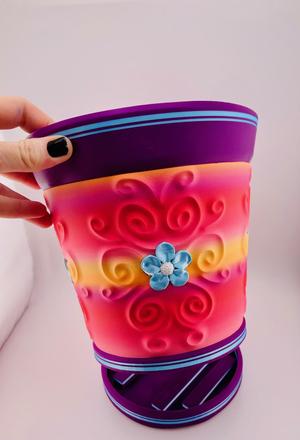 Carved 4 Flower Filigree Pot 