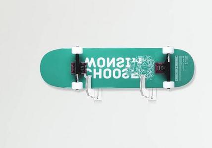 Skateboard / longboard wall mount