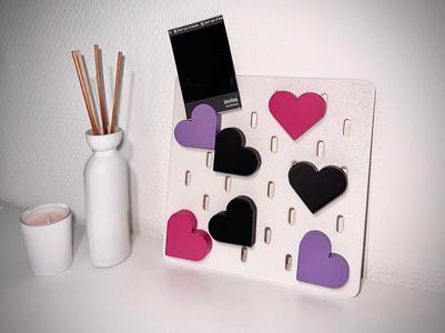 Skadis Heart-Shaped Photo Clip
