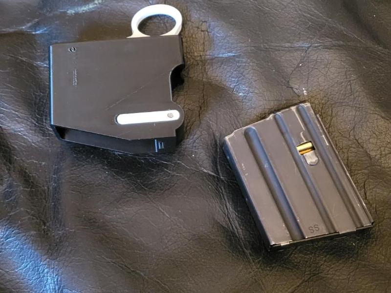 AR Mag Speed Loader 