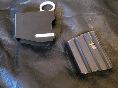 AR Mag Speed Loader 