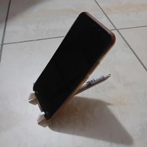 smartphone stand