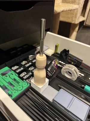 LTT Screwdriver Gridfinity 1x1 w Hex Pattern