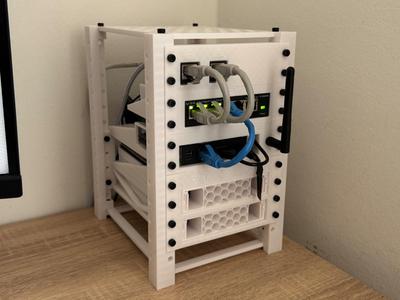 Desk Mini HomeLab Rack - 11 x 1U (20cm)