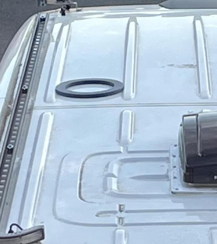 VW crafter 2/MAN TGE Maxxfan dome roof spacer