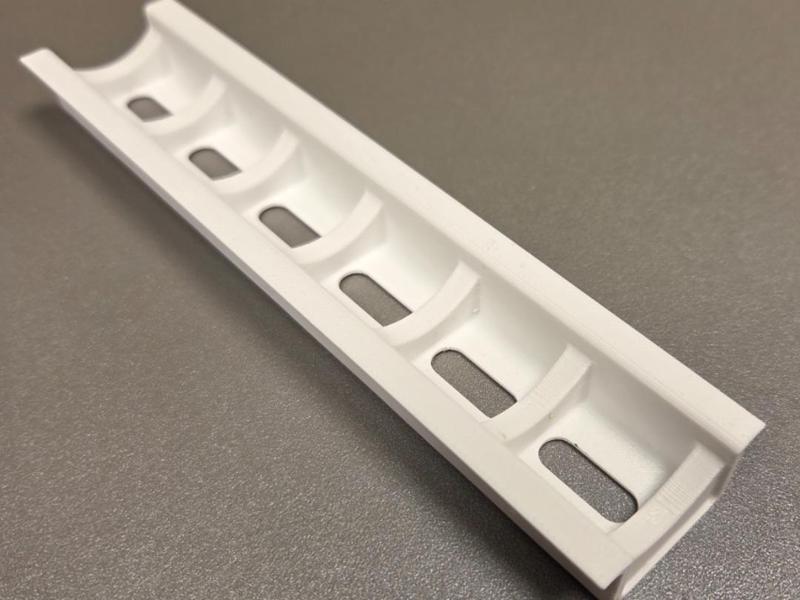 DIN-rail reinforced