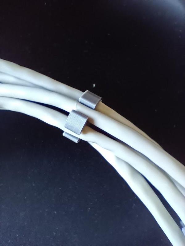 Round Cable Organizer for 5 Network Wires