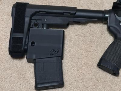 sba3 mag holder