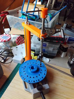 Tapping / drilling arms