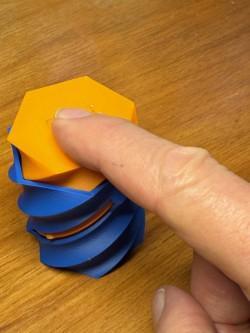 Fidgit - Magnetic 50 x 82 Hex