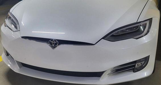 Tesla Model S Toyota Logo Swap Mount