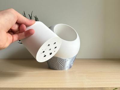 Orbit, desk pot planter/vase.
