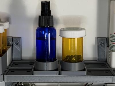 Gridfinity Pill or Small Bottle Holder