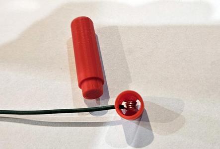 AAA Battery Reverse Connector