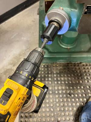Grizzly Knee mill Z adapter.3mf