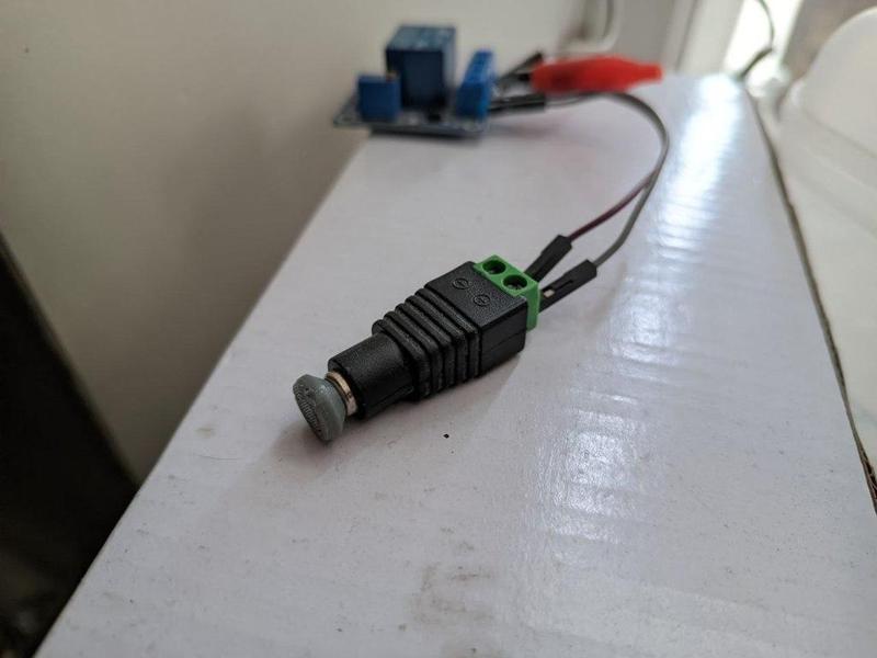 Dust cap for DC power cable female plug connector