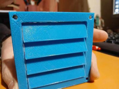 80 x 80 mm vent cover with flaps / lamellás szellőzőnyílás